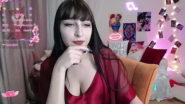 ElsaNeal online show from January 3, 2025, 6:14 pm