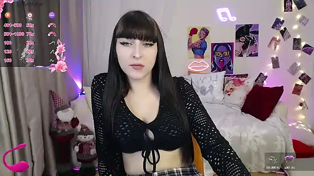 ElsaNeal online show from January 14, 2025, 6:07 pm