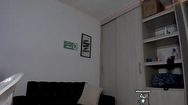  diegsz  online show from February 7, 2025, 5:07 pm