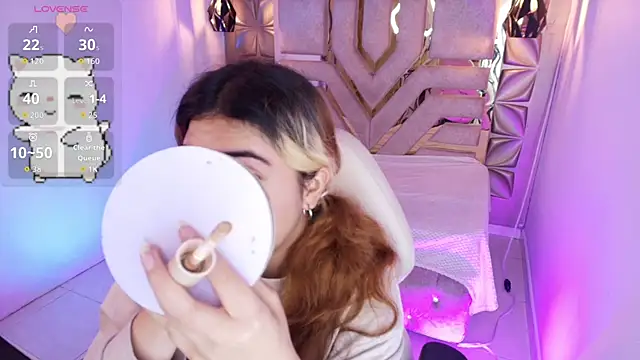 meraki fraise online show from September 19, 2025, 6:52 pm