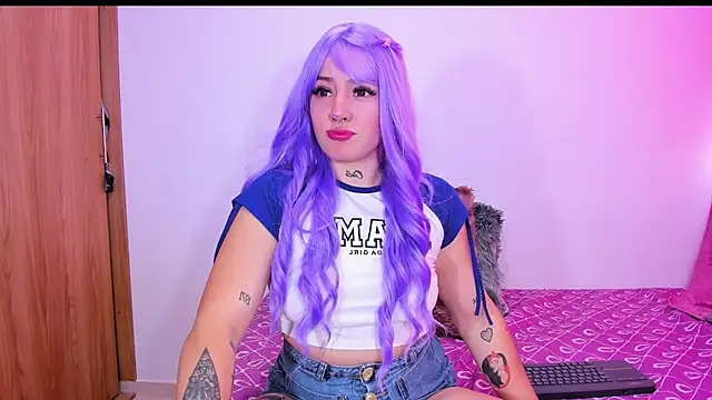 annika taylor online show from December 11, 2024, 8:07 pm