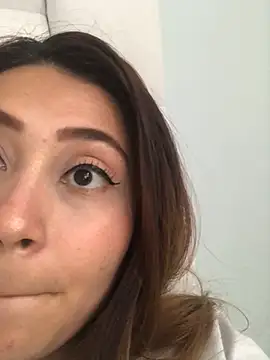 Snapshot of dulce_santamaria chatting on December 5, 2024, 9:06 pm dulce santamaria online show from December 5, 2024, 9:06 pm