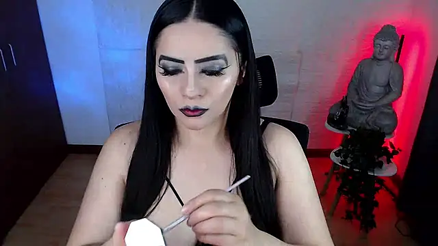 Snapshot of GODDESS_EVANS chatting on June 26, 2026, 12:48 am GODDESS EVANS online show from June 26, 2026, 12:48 am