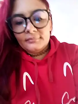 Snapshot of Amara_Red chatting on March 29, 2026, 1:00 pm Amara Red online show from March 29, 2026, 1:00 pm