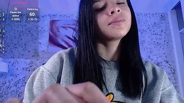 Snapshot of Zoee_babygirl chatting on January 5, 2025, 1:26 pm Zoee babygirl online show from January 5, 2025, 1:26 pm