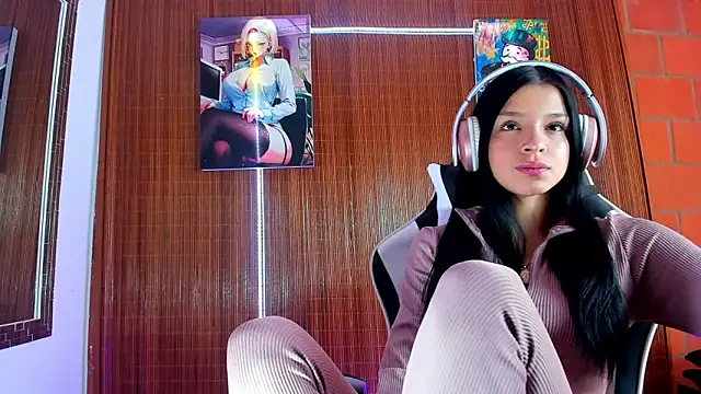 Snapshot of Zoee_babygirl chatting on February 17, 2026, 4:35 pm Zoee babygirl online show from February 17, 2026, 4:35 pm