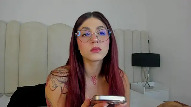 Snapshot of AnnyCherry_ chatting on September 26, 2025, 11:20 pm AnnyCherry  online show from September 26, 2025, 11:20 pm