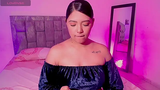 DIANEE 01 online show from January 31, 2026, 8:29 pm