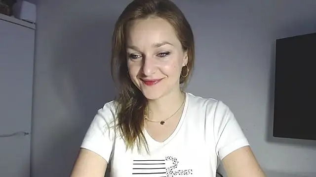 AliciaDesire online show from March 3, 2026, 6:41 am