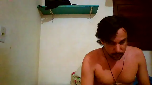 Snapshot of couplemilk chatting on June 20, 2026, 5:32 am couplemilk online show from June 20, 2026, 5:32 am