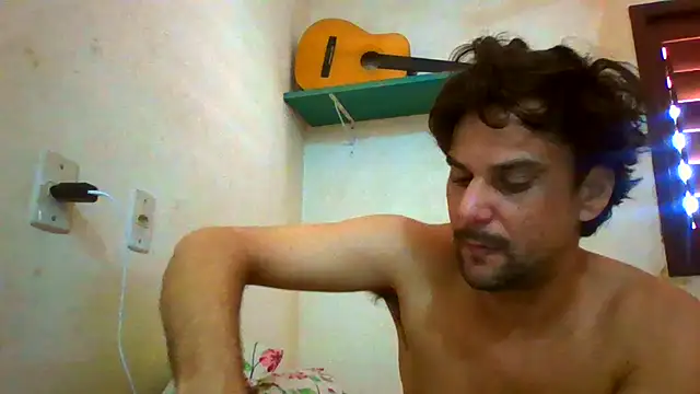 Snapshot of couplemilk chatting on July 4, 2026, 4:13 pm couplemilk online show from July 4, 2026, 4:13 pm