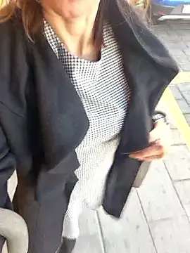 Lunababymylove online show from January 31, 2026, 9:46 pm