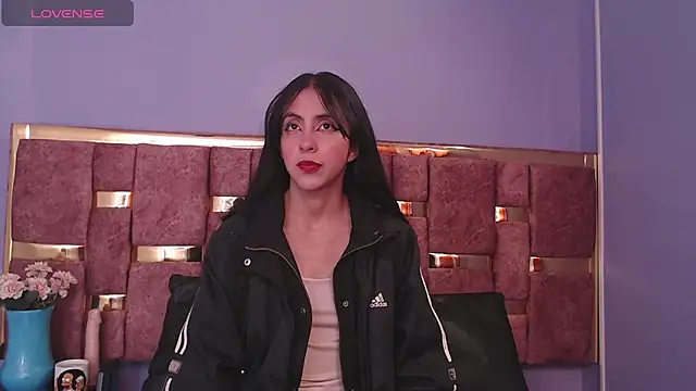 Snapshot of ling_ling24 chatting on February 5, 2025, 3:13 am ling ling24 online show from February 5, 2025, 3:13 am