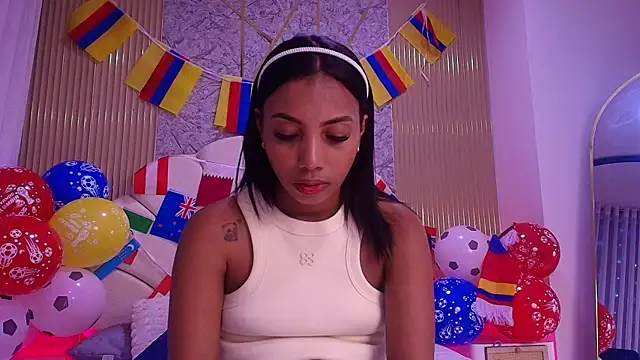 Snapshot of nata_luna chatting on June 27, 2026, 7:19 pm nata luna online show from June 27, 2026, 7:19 pm