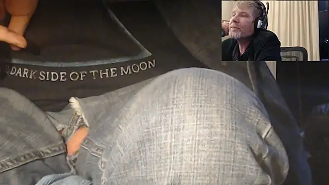 Snapshot of BrisonChase chatting on December 3, 2024, 4:28 pm BrisonChase online show from December 3, 2024, 4:28 pm
