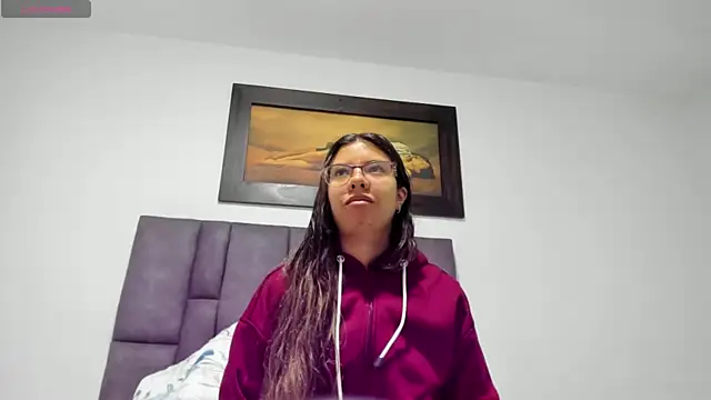 Snapshot of Vahiolet_smith chatting on July 17, 2026, 12:23 pm Vahiolet smith online show from July 17, 2026, 12:23 pm