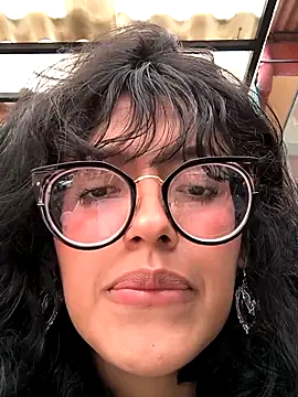 Snapshot of Fun_Everywhere chatting on February 14, 2025, 9:21 pm Fun Everywhere online show from February 14, 2025, 9:21 pm