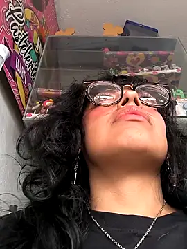 Snapshot of Fun_Everywhere chatting on February 16, 2025, 9:48 pm Fun Everywhere online show from February 16, 2025, 9:48 pm