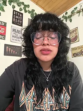 Snapshot of Fun_Everywhere chatting on November 9, 2025, 6:06 pm Fun Everywhere online show from November 9, 2025, 6:06 pm