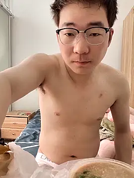 WY123151 online show from March 12, 2026, 4:51 am