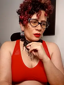 Snapshot of Daneshka_naughty chatting on December 4, 2024, 2:31 am Daneshka naughty online show from December 4, 2024, 2:31 am