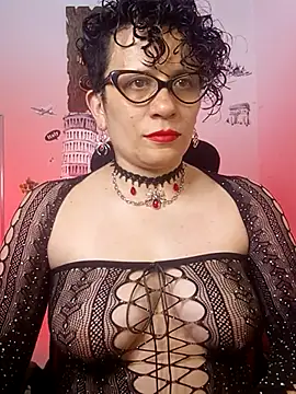 Snapshot of Daneshka_naughty chatting on February 26, 2025, 1:21 am Daneshka naughty online show from February 26, 2025, 1:21 am