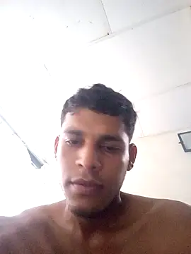 Snapshot of calichee chatting on September 23, 2025, 10:35 pm calichee online show from September 23, 2025, 10:35 pm