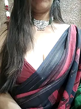 Snapshot of Aradhya-Sharma chatting on December 6, 2024, 8:29 pm Aradhya-Sharma online show from December 6, 2024, 8:29 pm