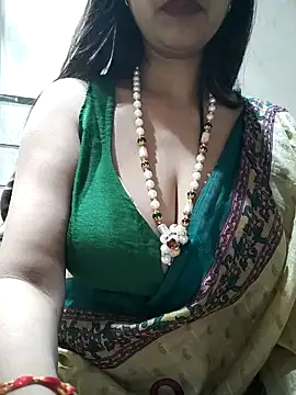 Snapshot of Aradhya-Sharma chatting on January 8, 2025, 9:34 pm Aradhya-Sharma online show from January 8, 2025, 9:34 pm