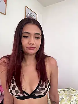 Snapshot of HallieLemon1 chatting on March 22, 2025, 2:03 pm HallieLemon1 online show from March 22, 2025, 2:03 pm