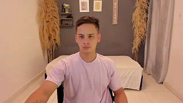 JANER 03 online show from September 10, 2025, 7:36 pm