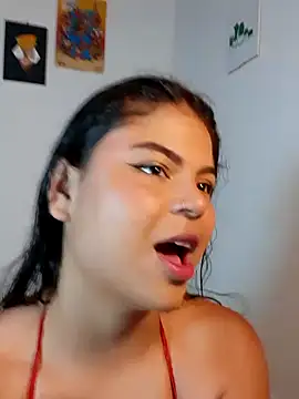 Snapshot of Cleo_hills chatting on December 24, 2024, 1:39 pm Cleo hills online show from December 24, 2024, 1:39 pm