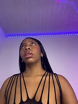 Meganbarko1 online show from February 3, 2026, 2:33 pm