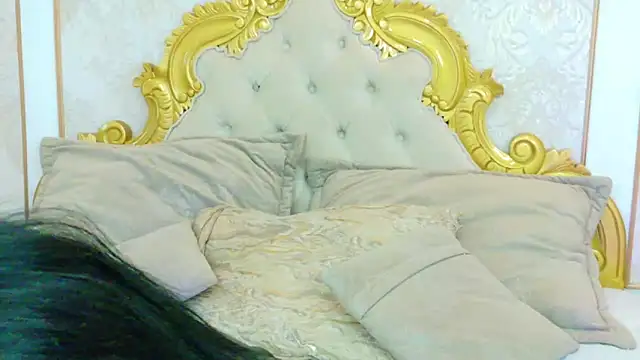 BellahColucci online show from June 1, 2026, 12:18 pm