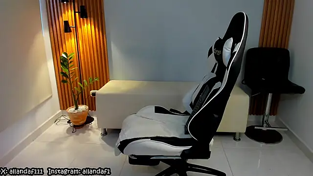 Snapshot of dafboy1 chatting on January 28, 2025, 4:19 pm dafboy1 online show from January 28, 2025, 4:19 pm