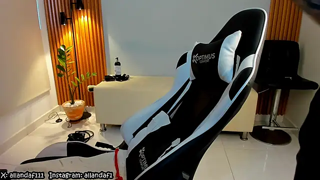 Snapshot of dafboy1 chatting on February 17, 2025, 4:26 pm dafboy1 online show from February 17, 2025, 4:26 pm