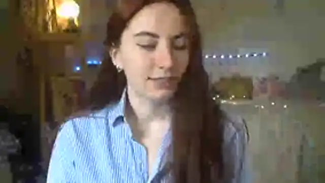 Snapshot of Ember_sweet chatting on March 26, 2026, 9:04 am Ember sweet online show from March 26, 2026, 9:04 am