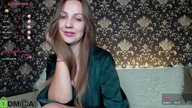 Estel Loewe online show from September 30, 2025, 1:38 pm