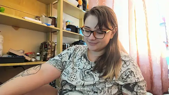 Seductive She Wolf online show from March 6, 2026, 2:57 pm