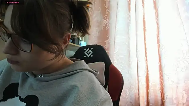 Seductive She Wolf online show from March 31, 2026, 2:28 pm