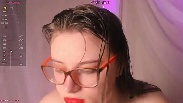 Seductive She Wolf online show from June 30, 2026, 2:40 pm