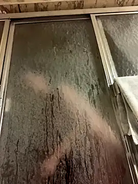 KatieBARBiE98 online show from November 1, 2025, 11:29 pm