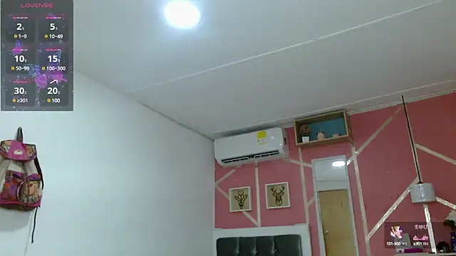 analus-01 online show from February 11, 2025, 3:18 am