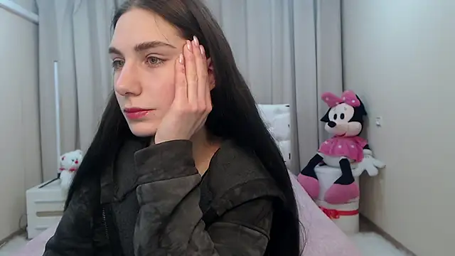 Snapshot of NikaStark_ chatting on February 15, 2026, 7:32 pm NikaStark online show from February 15, 2026, 7:32 pm