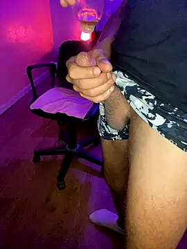 Snapshot of IMD01 chatting on September 28, 2025, 4:07 am IMD01 online show from September 28, 2025, 4:07 am