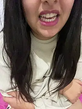 yassminsexy22 online show from January 12, 2025, 3:14 pm