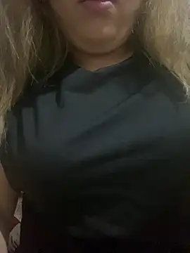 yassminsexy22 online show from January 31, 2026, 9:35 pm