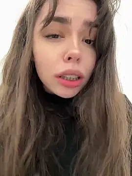 pantyless online show from February 5, 2026, 12:37 am