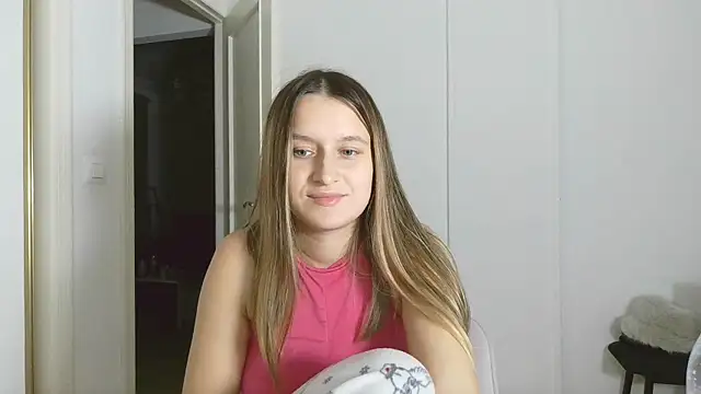 Snapshot of Submissive_love chatting on December 4, 2024, 11:02 pm Submissive love online show from December 4, 2024, 11:02 pm