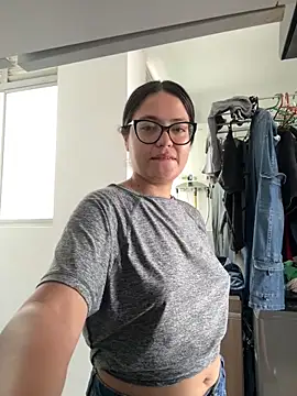 Karla-sexy01 online show from April 13, 2026, 1:49 pm